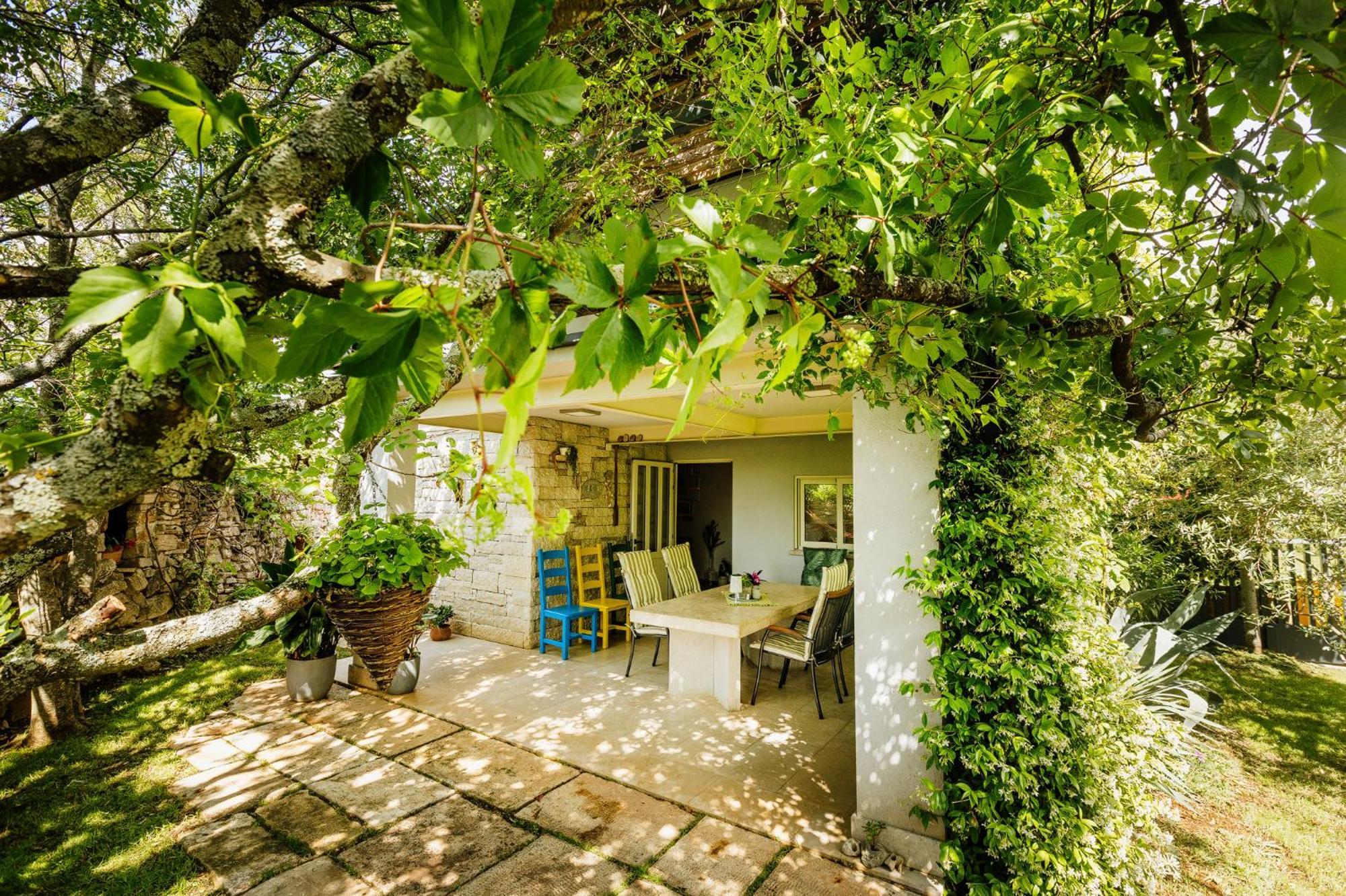 Peroj'S Green Oasis - Holiday Home Экстерьер фото